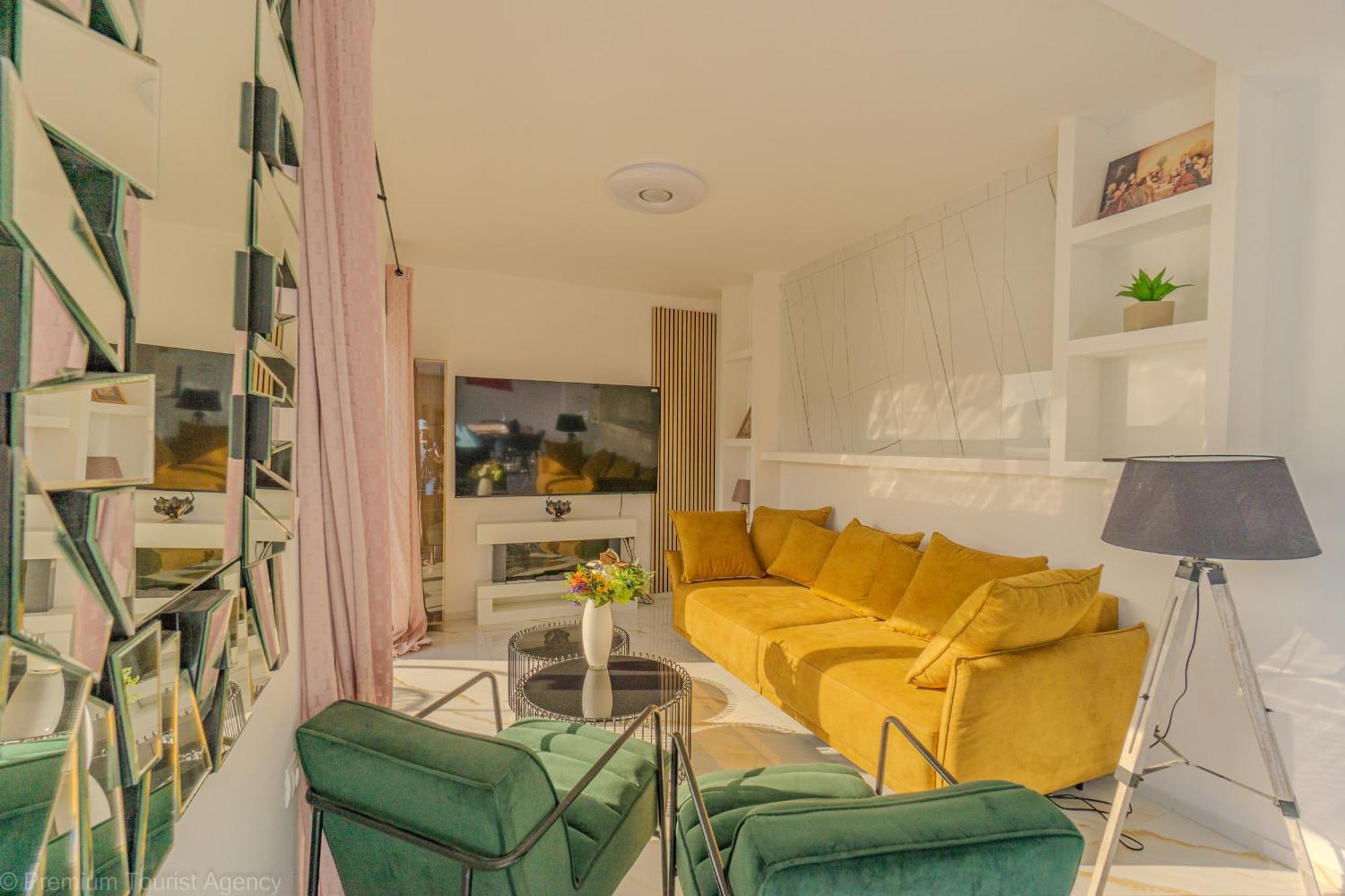 Ivica Super Comfortable, Newly Furnished Apartment In A Top Location Metajna Buitenkant foto