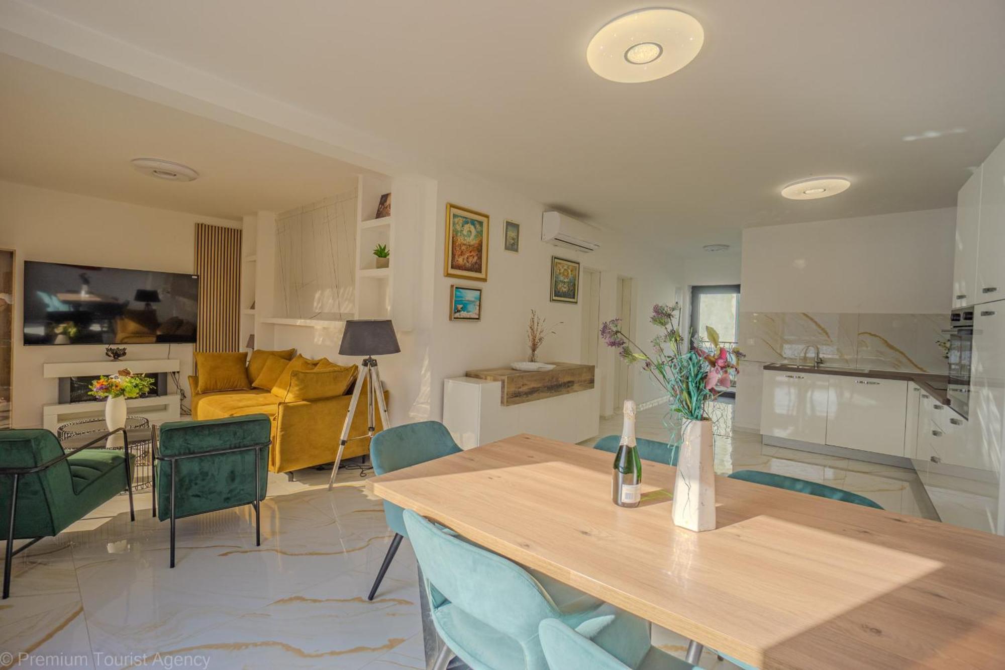 Ivica Super Comfortable, Newly Furnished Apartment In A Top Location Metajna Buitenkant foto