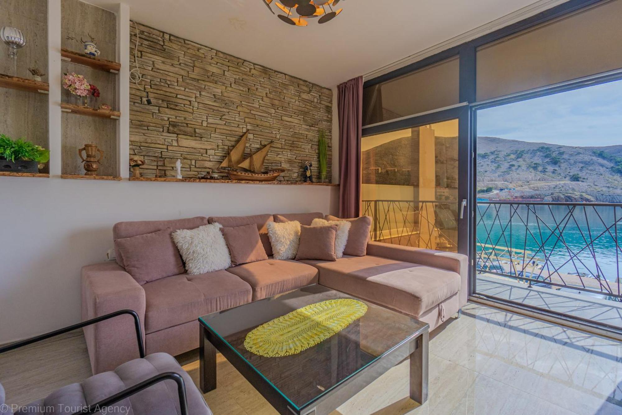 Ivica Super Comfortable, Newly Furnished Apartment In A Top Location Metajna Buitenkant foto